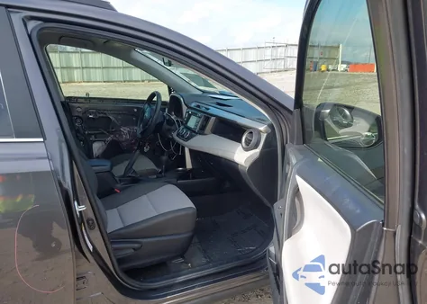 2014 Toyota Rav4 Le z USA, uszkodzony, nr VIN JTMZFREV0EJ001892